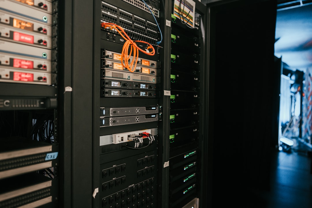 Xây dựng mail server cho doanh nghiệp SMB Việt Nam: Tự chủ, bảo mật và tiết kiệm chi phí