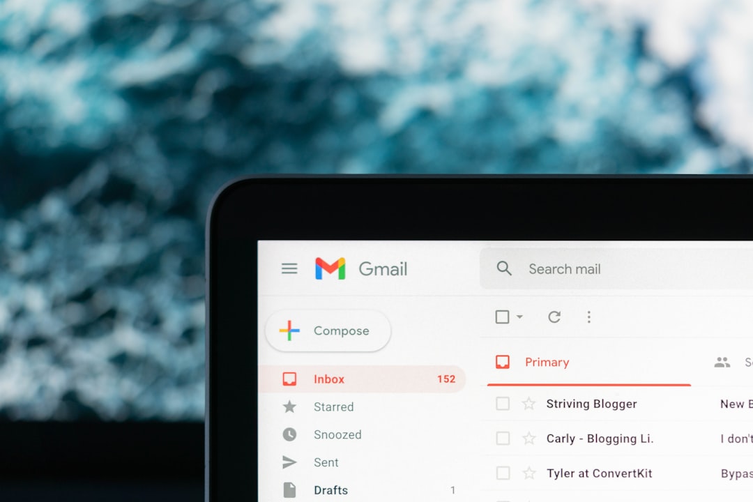 Dịch Vụ Email Doanh Nghiệp Tự Triển Khai Cho SMB Việt Nam – Bảo Mật & Tiết Kiệm Chi Phí